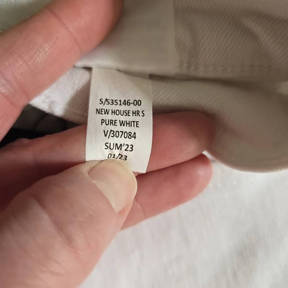 Banana Republic High-Rise Slim Jeans — NWT Pure White Tall 28/6 - Picture 6 of 8